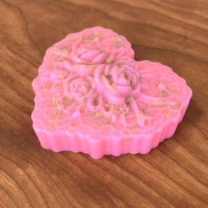 Eucalyptus Goats Milk Soap w/ Oatmeal.